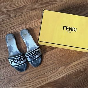 fendi slippers fur